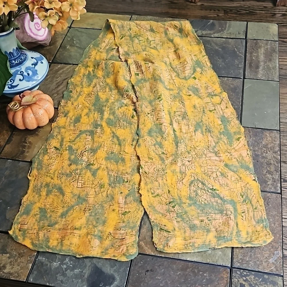 Scarf Handcrafted Wool and Silk New 69x12